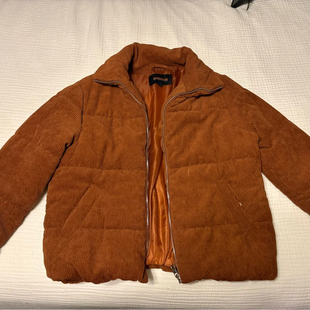 Corduroy Puffer Jacket - Picture 3 of 7